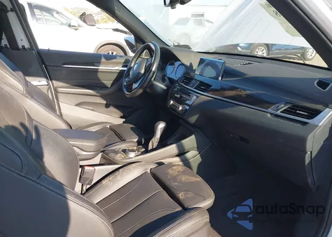 2019 BMW X1 xDrive28I z USA, uszkodzony, nr VIN WBXHT3C58K3H35397